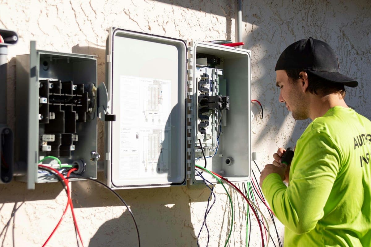 Washington General Journeyman Electrician (01): Requirements, Hours, and How to Apply